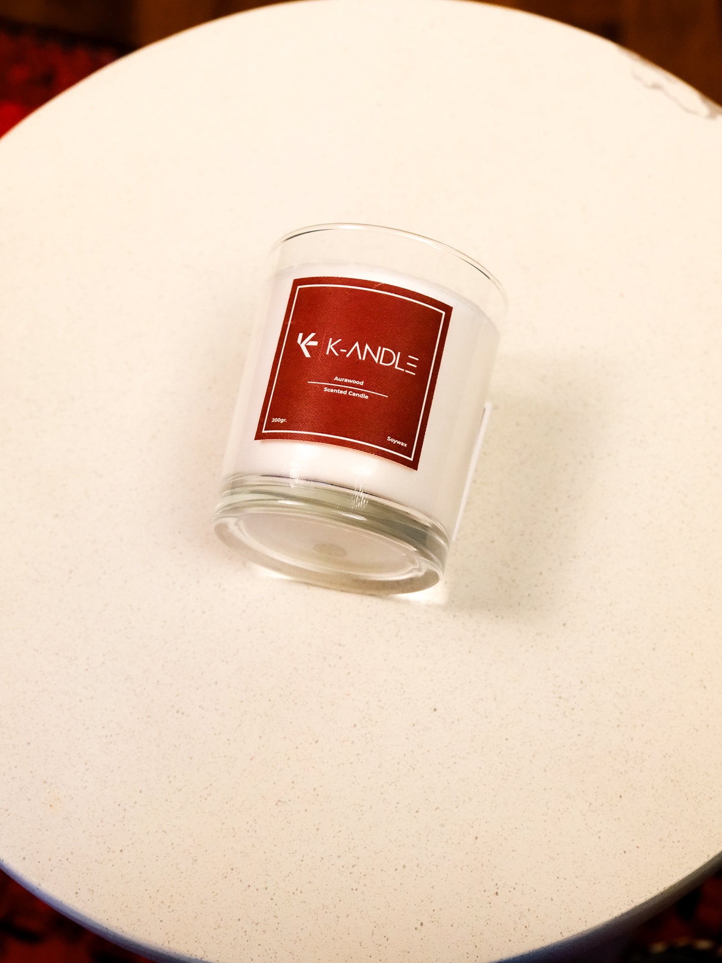 Aurawood mum ve oda kokusu ile sıcak ev atmosferi