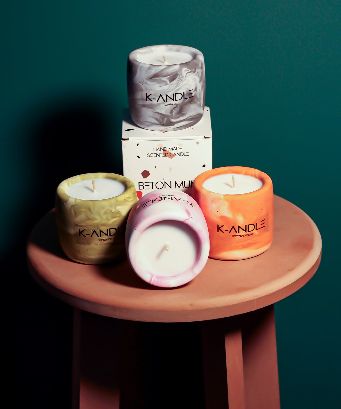 Dekoratif beton mum elma tarçın aromalı doğal mum