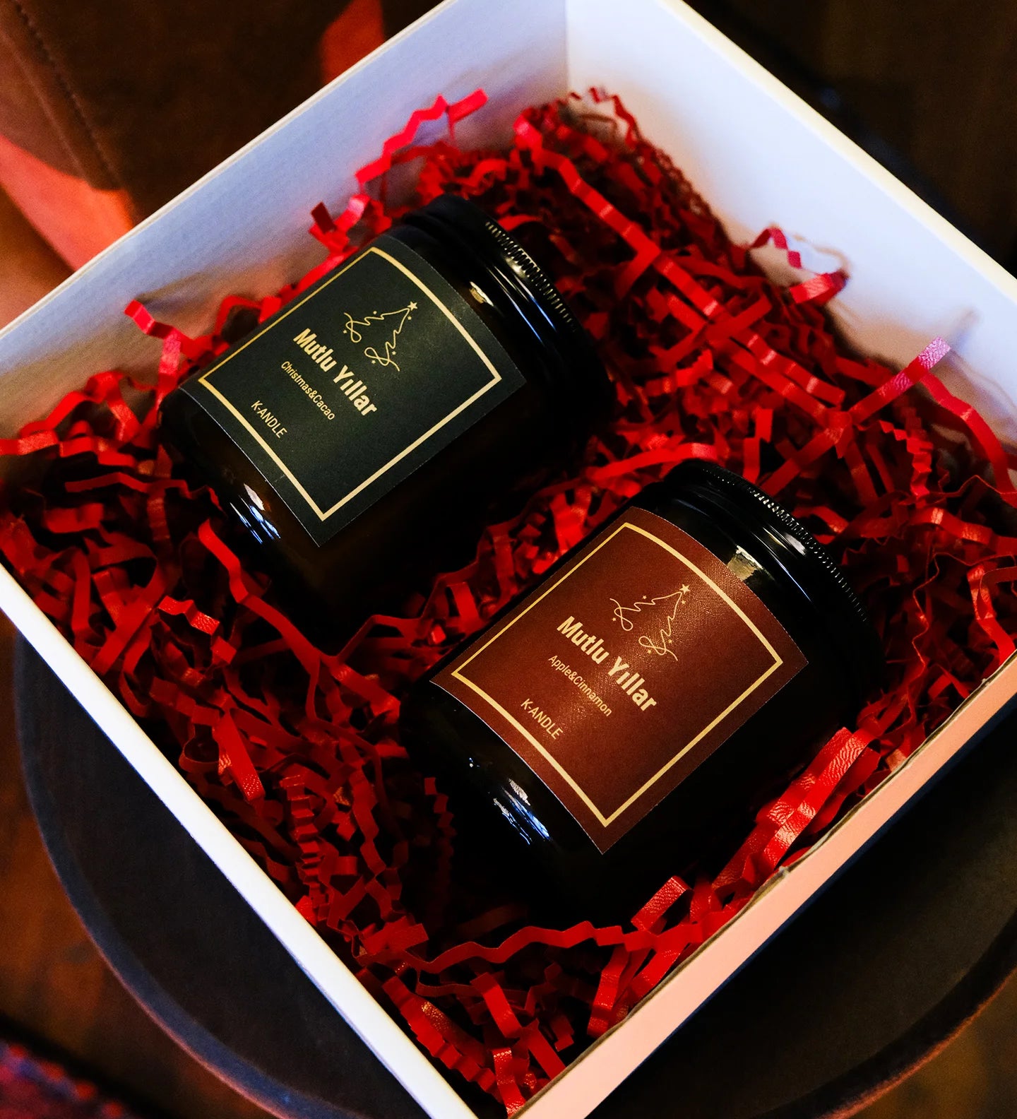 Yeni yıl temalı ikili mum seti apple cinnamon ve christmas cocoa kokulu