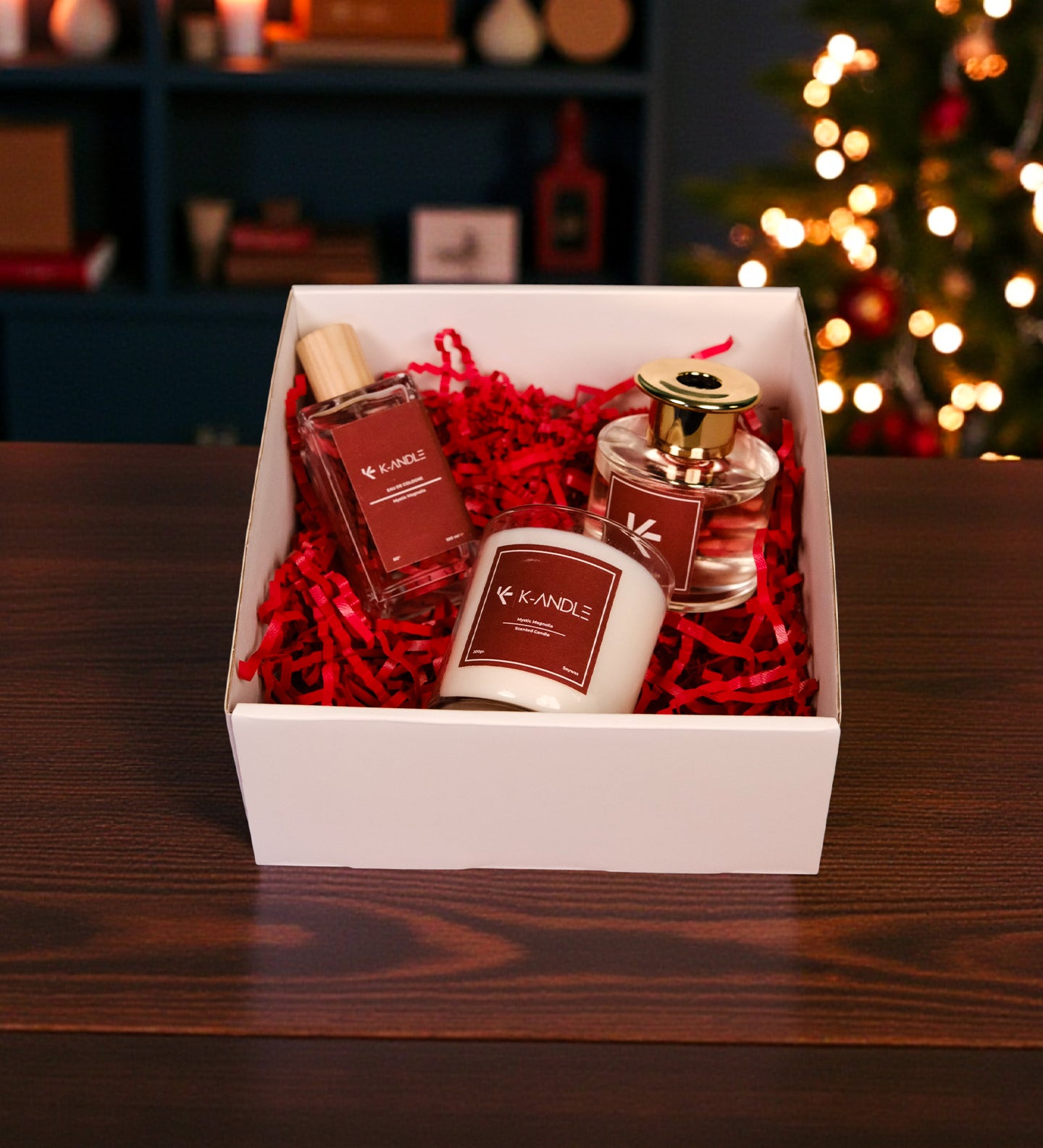 Mystic Magnolia hediye seti mum oda kokusu ve kolonya