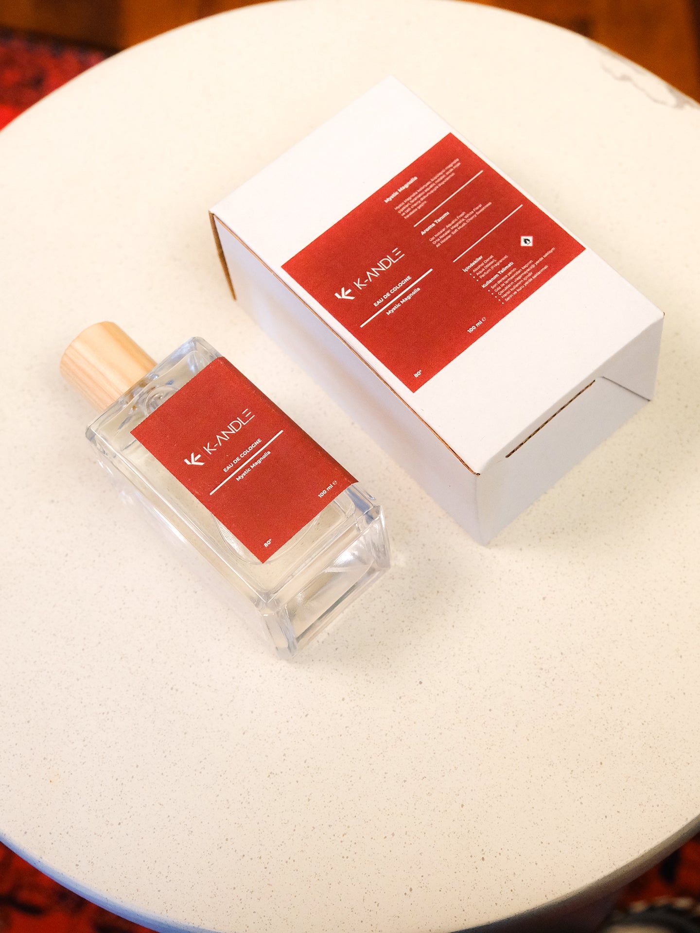 Mystic Magnolia Kolonya 100 ml şık cam şişe çiçeksi ferah koku